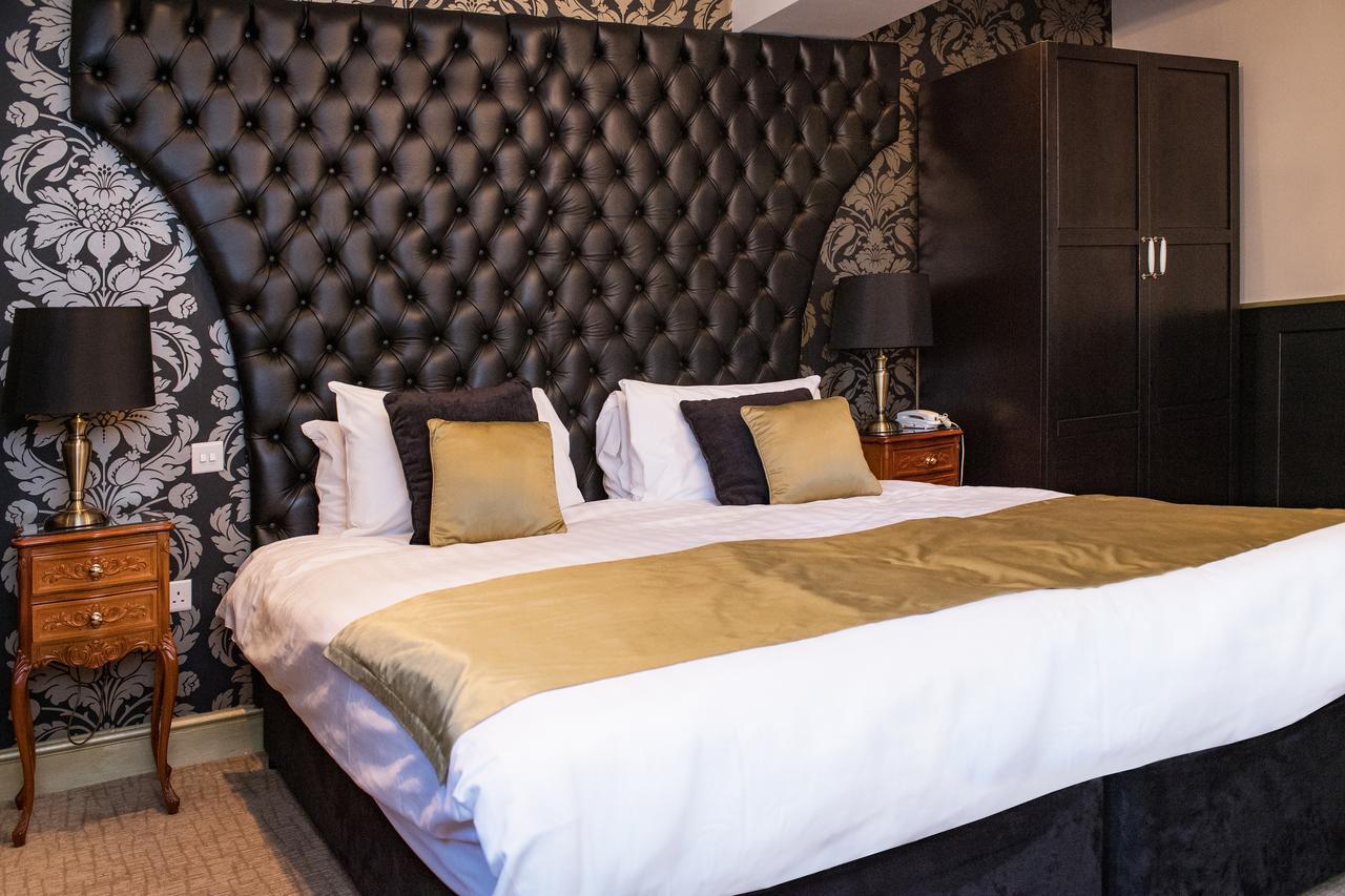 Henley Hotel エクステリア 写真