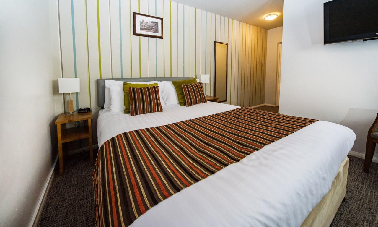 Henley Hotel エクステリア 写真